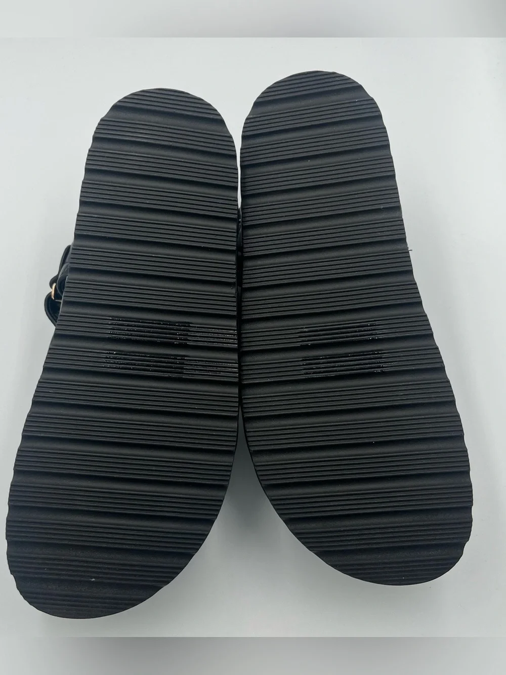 Sonoma Loreen Quilted Onyx Platform Sandals Women’s Size 7.5, 9.5, 10